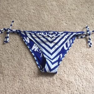Volcom bathing suit bottoms